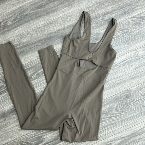 All in motion brushed sculpt scoop neck jumpsuit size S - Picture 5 of 7